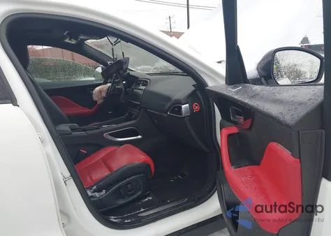 2017 Jaguar F-Pace 35T R-Sport z USA, uszkodzony, nr VIN SADCL2BV6HA074932